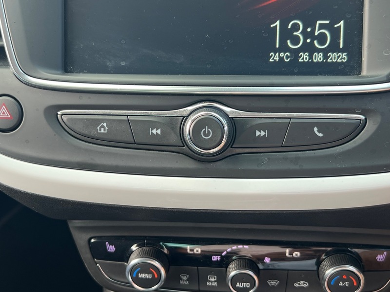 Used Vauxhall Crossland 2021 for sale - 76536339: Photo 21