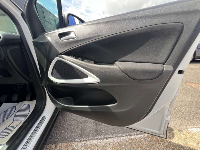 Used Vauxhall Crossland 2021 for sale - 76536339: Photo 31