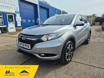 Used Honda HR-V 2019 for sale - 77990283: Photo