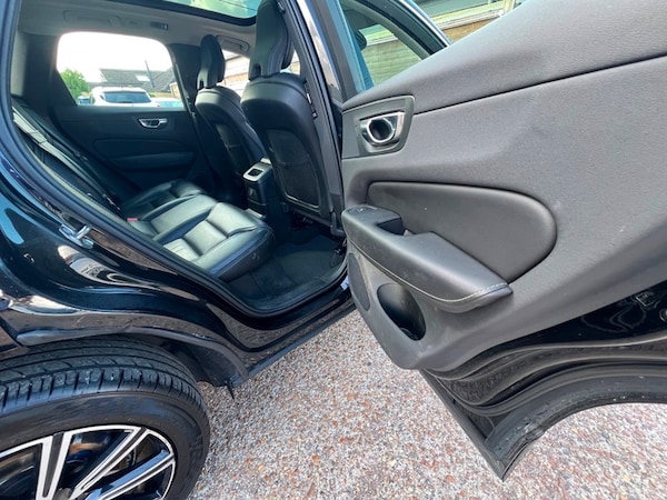 Used Volvo XC60 2020 for sale - 75728121: Photo 35