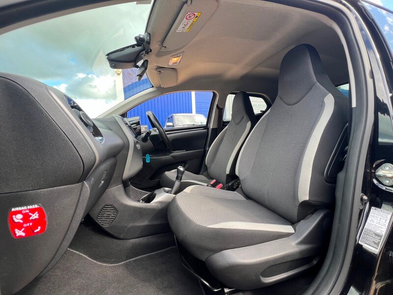Used Toyota AYGO 2021 for sale - 75911980: Photo 12