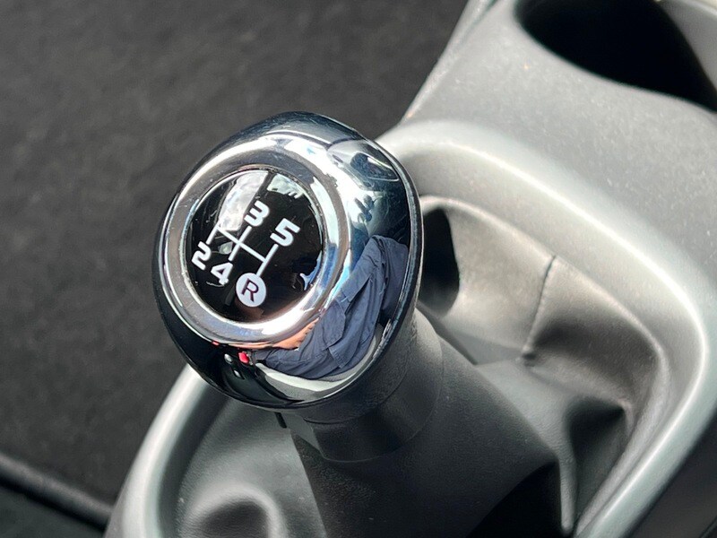 Used Toyota AYGO 2021 for sale - 75911980: Photo 19