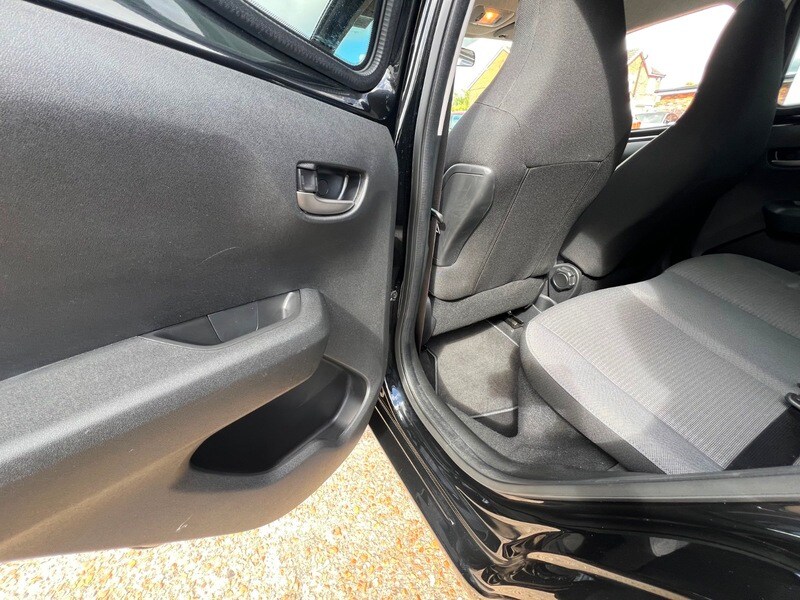 Used Toyota AYGO 2021 for sale - 75911980: Photo 30
