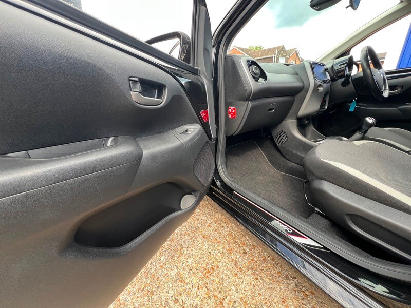 Used Toyota AYGO 2021 for sale - 75911980: Photo 31