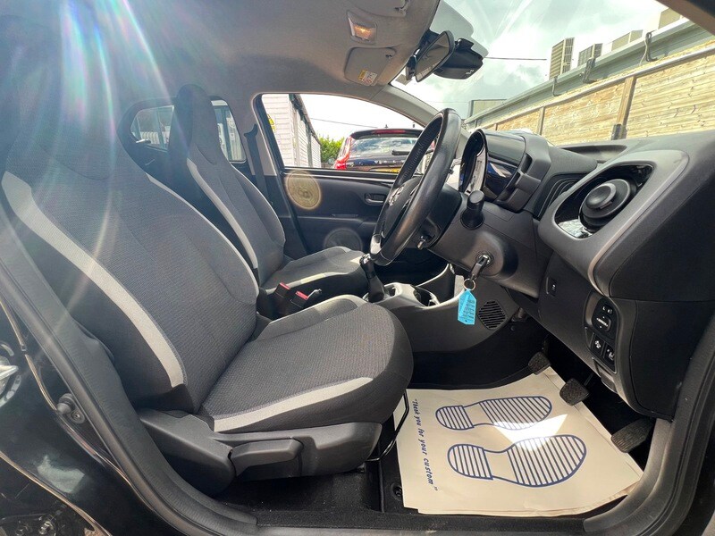Used Toyota AYGO 2021 for sale - 75911980: Photo 8