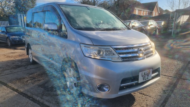 Used Nissan Serena 2008 for sale - 76323871: Photo 6