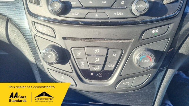 Used Vauxhall Insignia 2015 for sale - 76334153: Photo 20