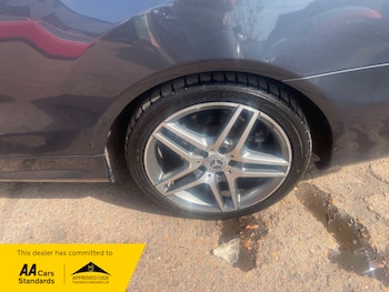 Used Mercedes-Benz E Class 2014 for sale - 78316185: Photo