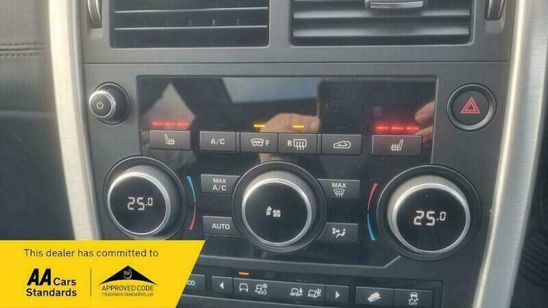 Used Land Rover Discovery Sport 2016 for sale - 76559687: Photo 25