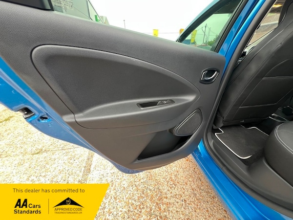 Used Renault Zoe 2019 for sale - 75398248: Photo 31