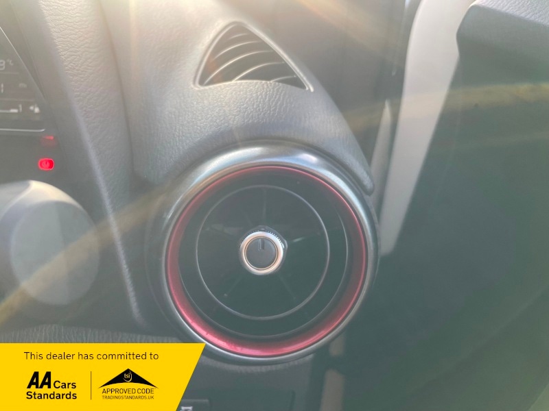 Used Mazda Mazda2 2023 for sale - 77976858: Photo 34