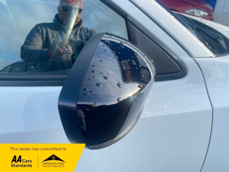 Used Mazda Mazda2 2023 for sale - 77976858: Photo 9