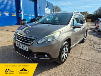 Used Peugeot 2008 2015 for sale - 77953618: Photo