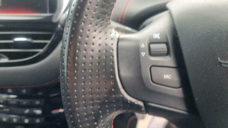 Used Peugeot 208 2015 for sale - 76418054: Photo 19