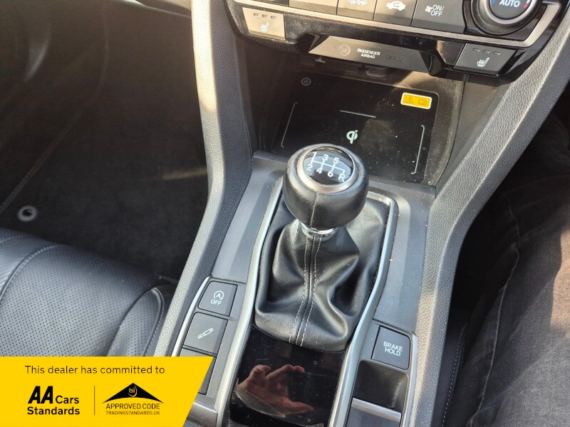 Used Honda Civic 2019 for sale - 78213220: Photo 18