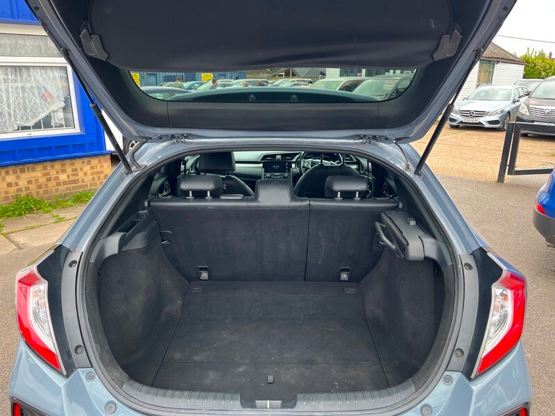 Used Honda Civic 2019 for sale - 78213220: Photo 21