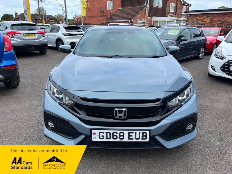 Used Honda Civic 2019 for sale - 78213220: Photo 3