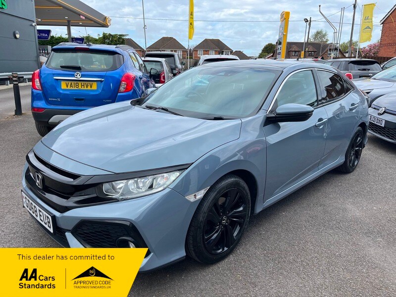 Used Honda Civic 2019 for sale - 78213220: Photo 4