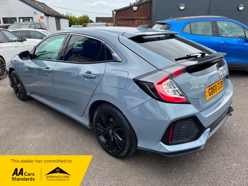 Used Honda Civic 2019 for sale - 78213220: Photo 5