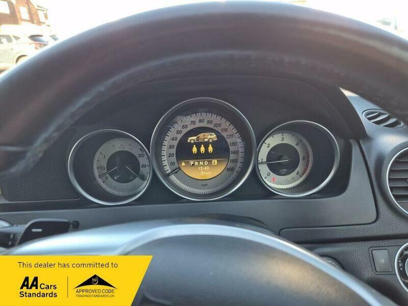 Used Mercedes-Benz C Class 2012 for sale - 77027741: Photo 5