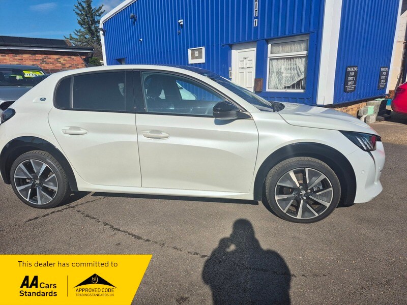 Used Peugeot 208 2022 for sale - 76010043: Photo 18