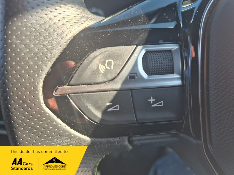 Used Peugeot 208 2022 for sale - 76010043: Photo 26