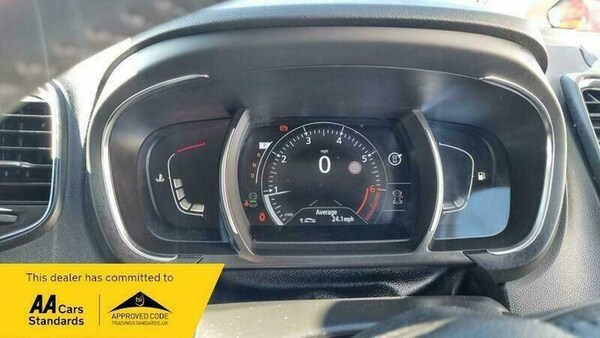Used Renault Scenic 2019 for sale - 73901619: Photo 12
