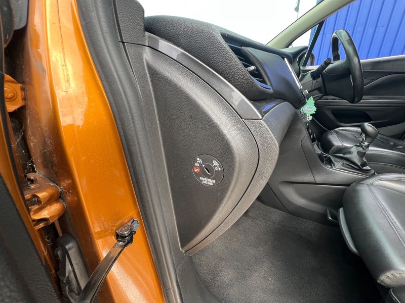Vehicle 33