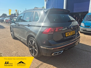 Used Volkswagen Tiguan 2020 for sale - 78975849: Photo
