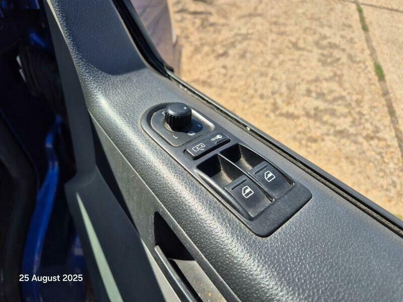 Used Volkswagen Transporter 2006 for sale - 75685374: Photo 18