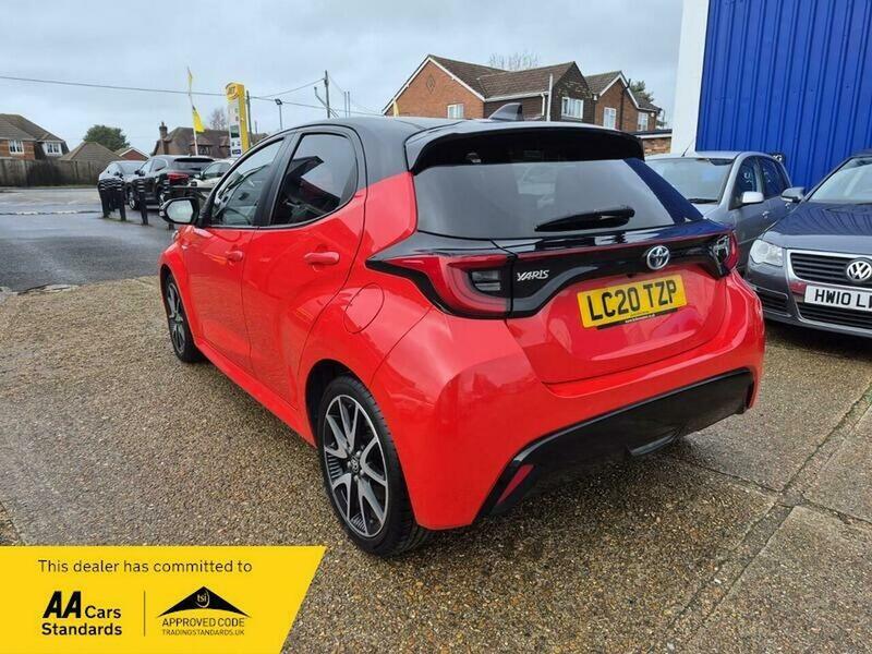 Used Toyota Yaris 2020 for sale - 77342383: Photo 11