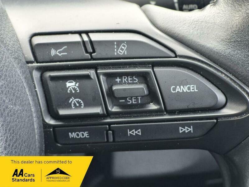 Used Toyota Yaris 2020 for sale - 77342383: Photo 22