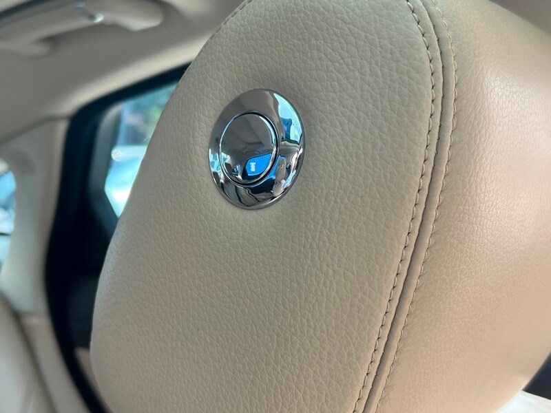 Used Jaguar XJ 2012 for sale - 78056840: Photo 28