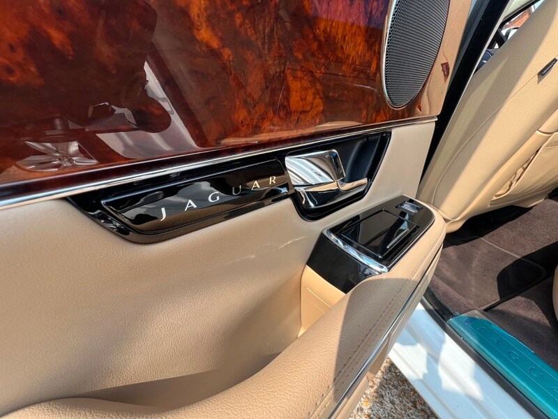 Used Jaguar XJ 2012 for sale - 78056840: Photo 40