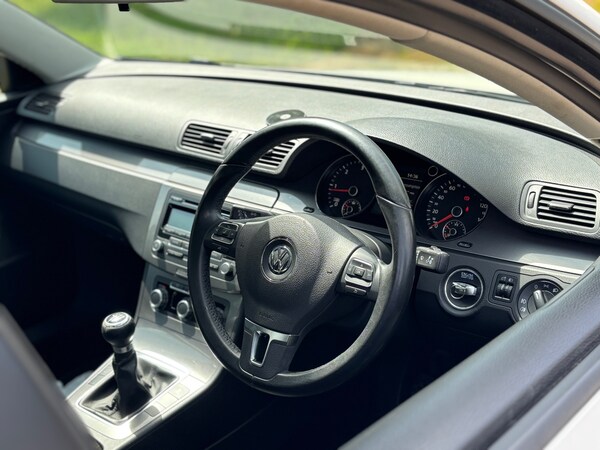 Used Volkswagen Passat 2010 for sale - 75120863: Photo 4