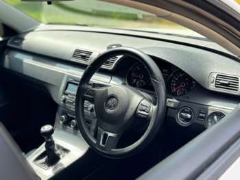 Used Volkswagen Passat 2010 for sale - 75120863: Photo