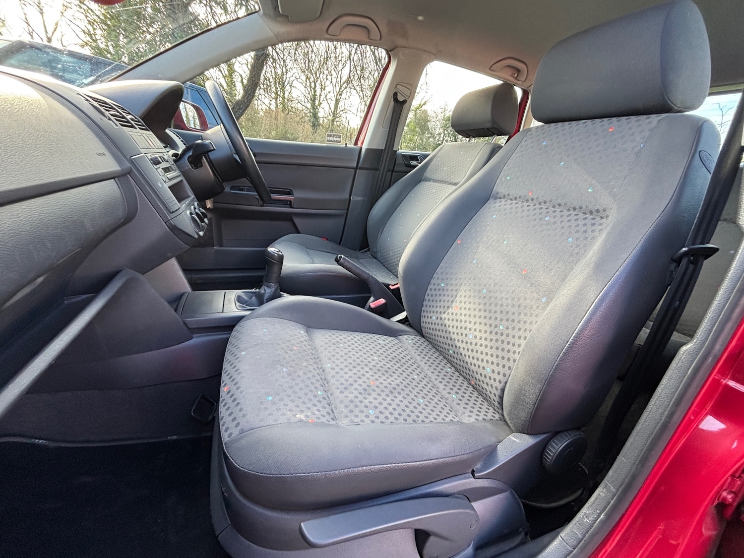 Used Volkswagen Polo 2004 for sale - 77221047: Photo 2