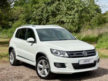 2016 (16) - 2.0 TDi BlueMotion Tech R-Line Edition White Diesel ULEZ 5-Door