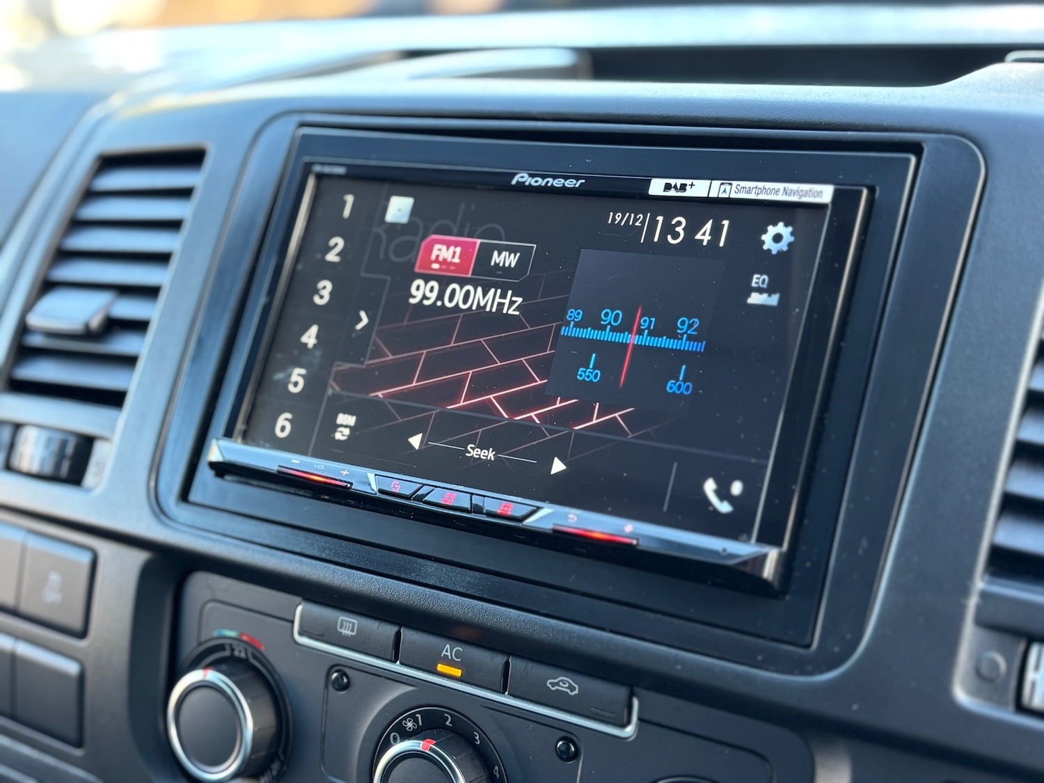 Used Volkswagen Transporter 2012 for sale - 77003158: Photo 15