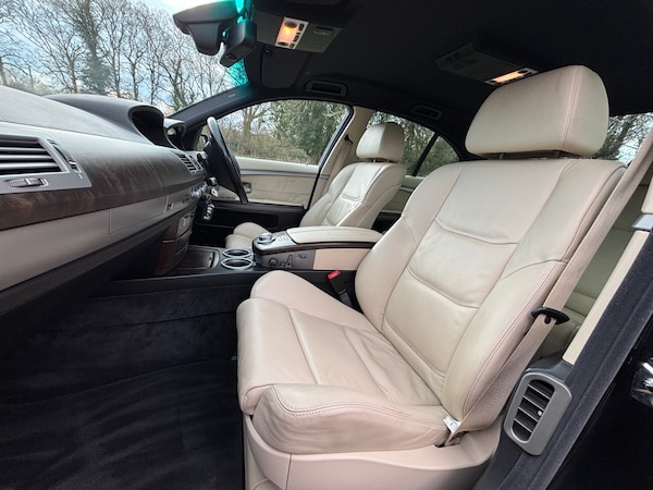 Used BMW 7 Series 2006 for sale - 74024572: Photo 2