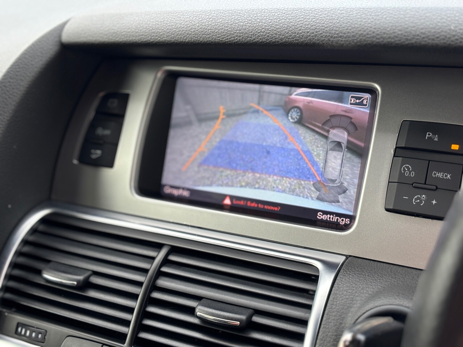 Used Audi Q7 2013 for sale - 77819131: Photo 12