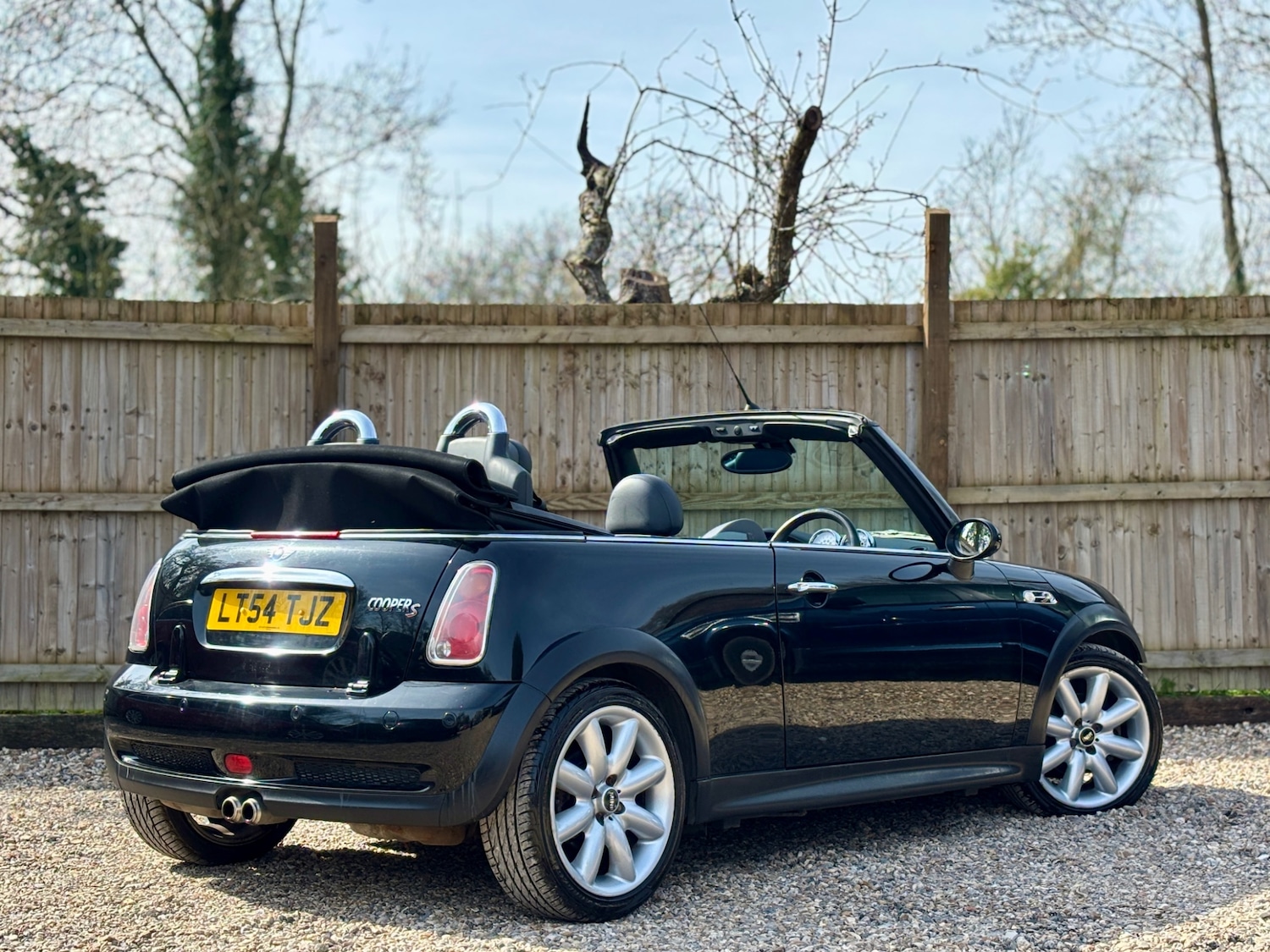 Used MINI Convertible 2004 for sale - 78011709: Photo 7