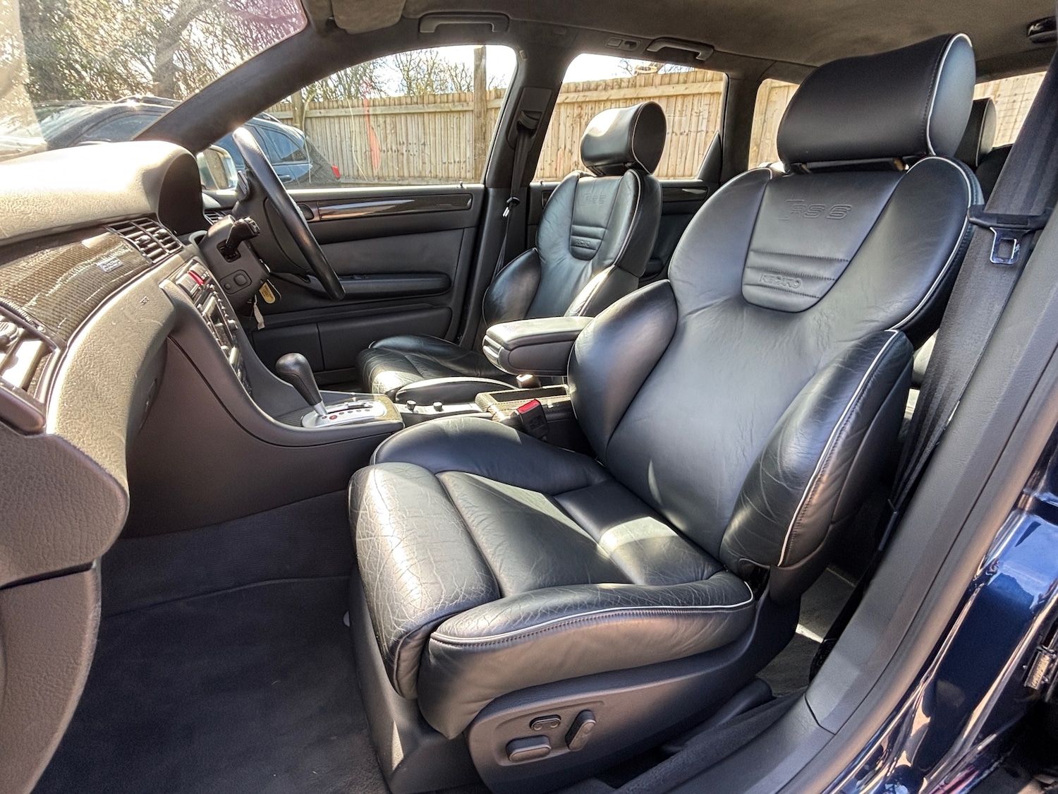 Used Audi RS6 2005 for sale - 78027120: Photo 2