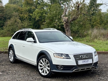 2011 (61) - 2.0 TDI Quattro 170BHP White Manual Estate Diesel 4x4 FSH 5-Door