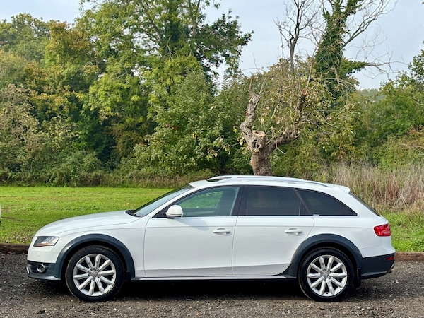 Used Audi A4 Allroad 2011 for sale - 76142849: Photo 3