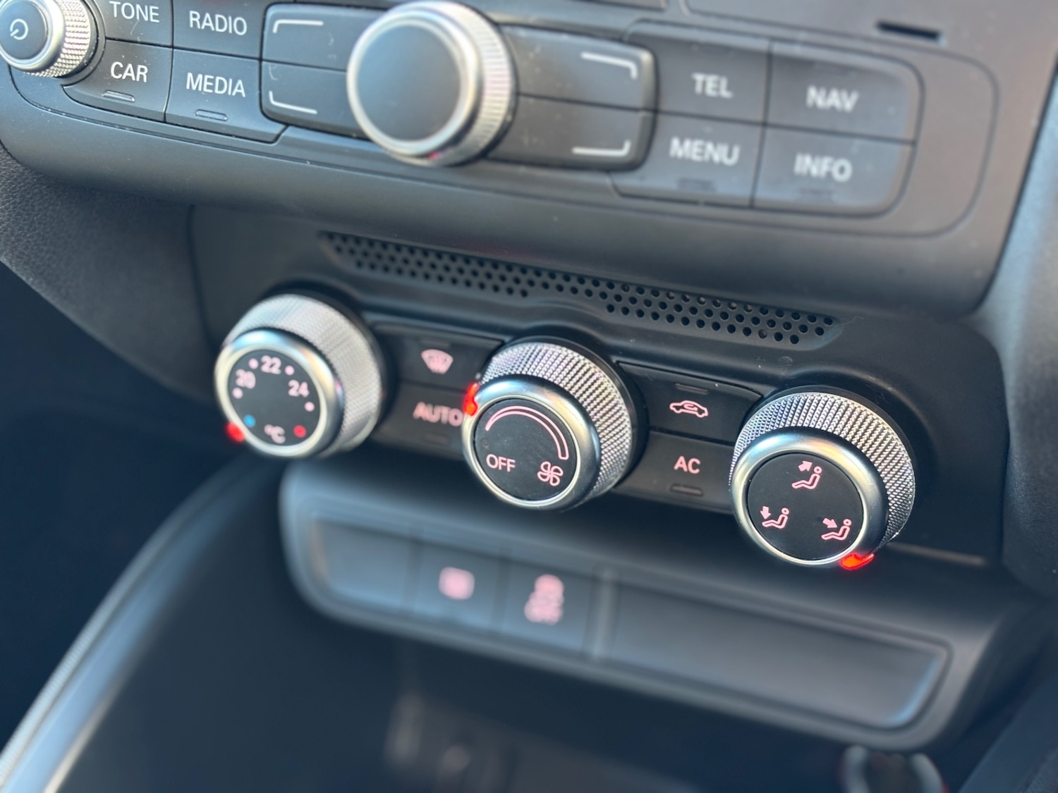 Used Audi A1 2012 for sale - 76340693: Photo 8