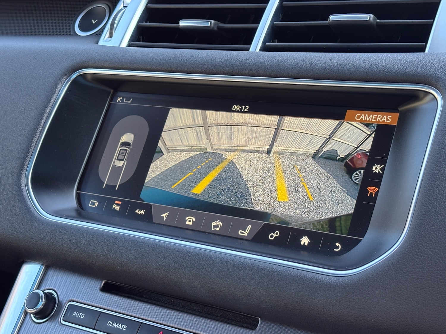 Used Land Rover Range Rover Sport 2017 for sale - 78162047: Photo 8