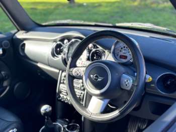 Used MINI Hatch 2005 for sale - 73579101: Photo