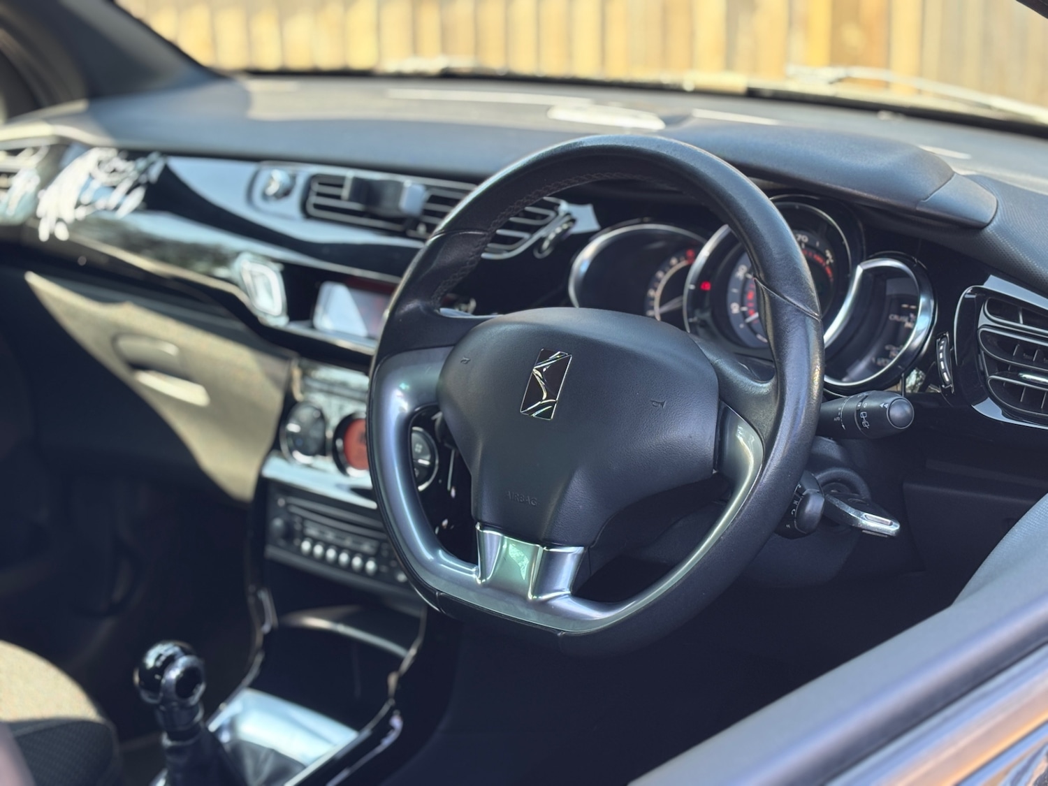 Used Citroen DS3 2013 for sale - 78218112: Photo 4