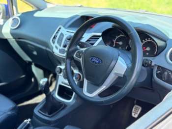 Used Ford Fiesta 2010 for sale - 74673523: Photo